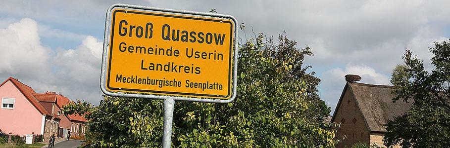 Gross Quassow Pension & Gasthof Storchennest מראה חיצוני תמונה