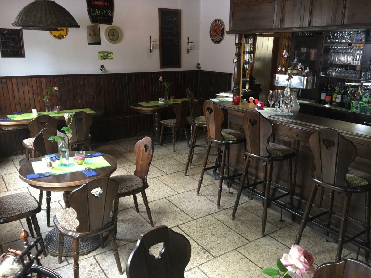 Gross Quassow Pension & Gasthof Storchennest מראה חיצוני תמונה